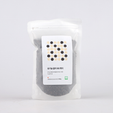 Organic germinated black rice bag, 500 g, with label and sealed pouch