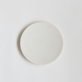Round serving plate, cream white