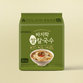 Green instant noodle soup pouch, 4-pack kalguksu