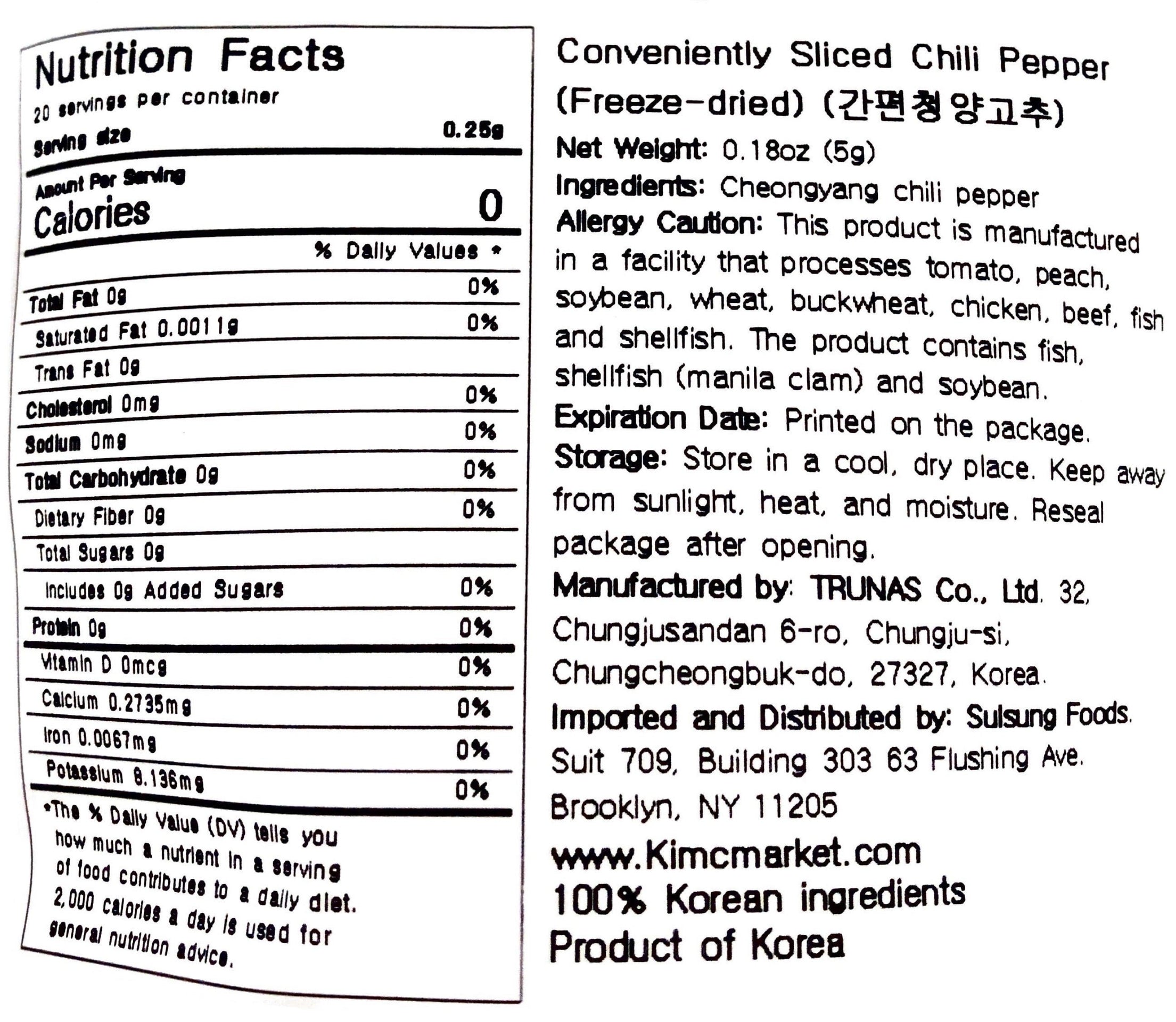 Nutrition Facts panel for freeze-dried sliced chili pepper, 0.18 oz serving